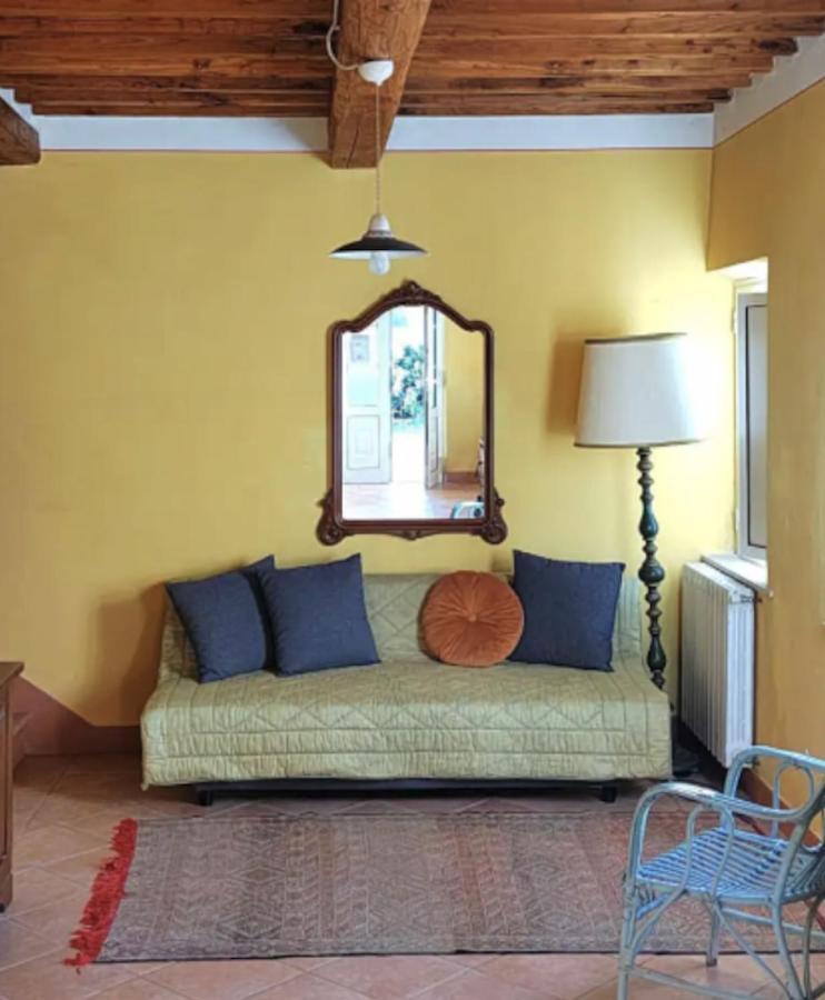 Villa Donnola: Casa Rosmarino フチェッキオ エクステリア 写真