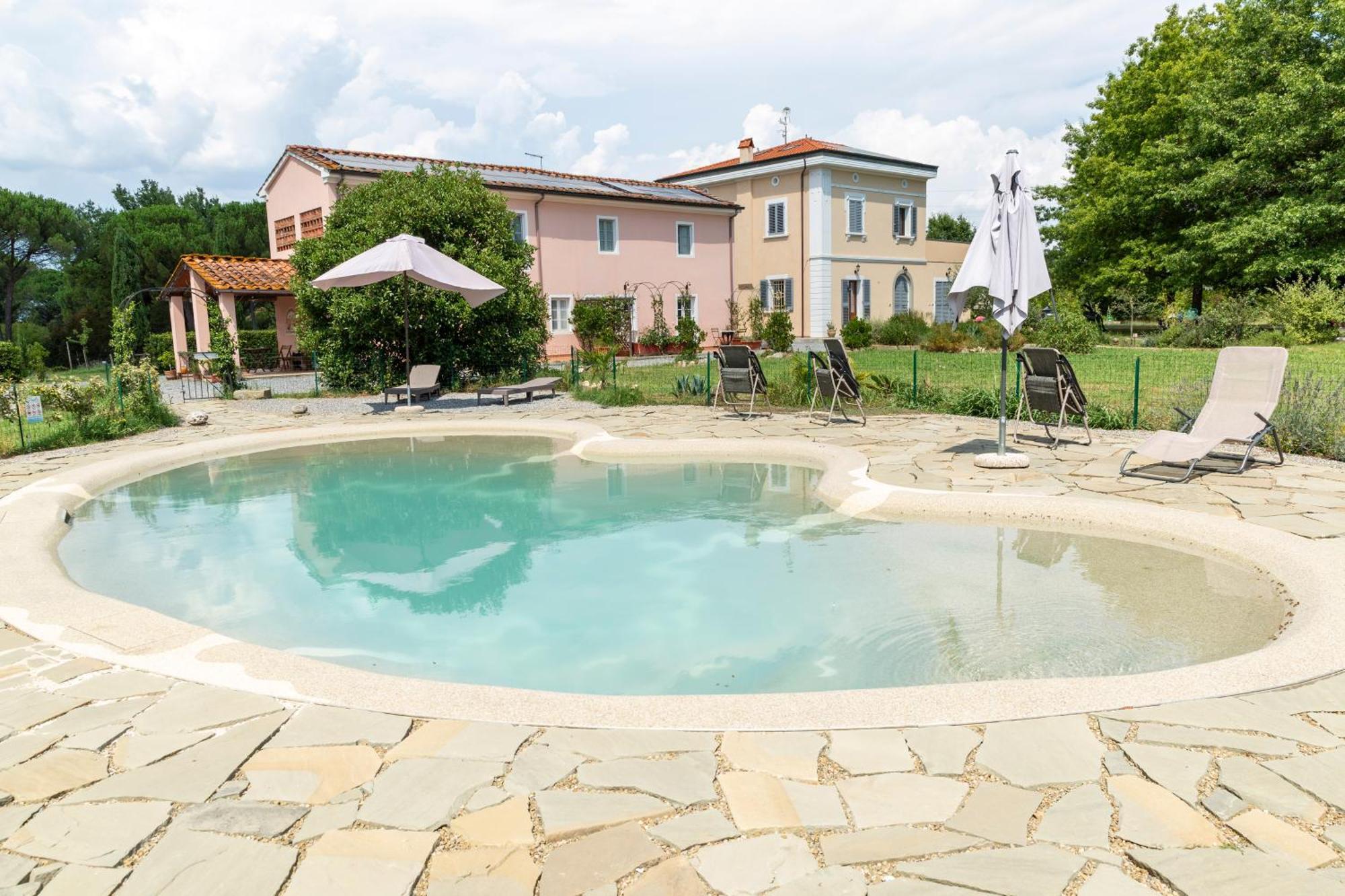 Villa Donnola: Casa Rosmarino フチェッキオ エクステリア 写真