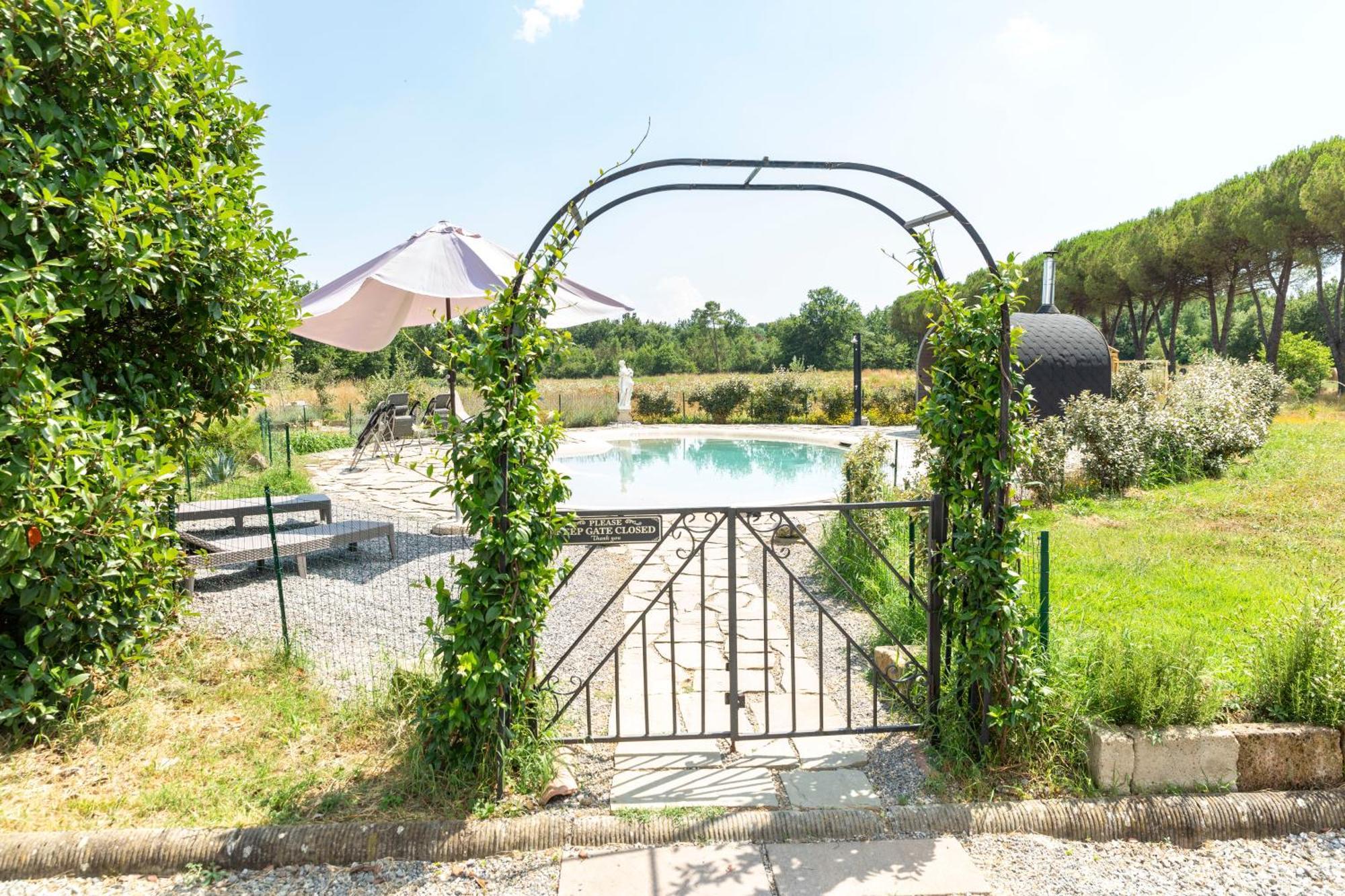Villa Donnola: Casa Rosmarino フチェッキオ エクステリア 写真
